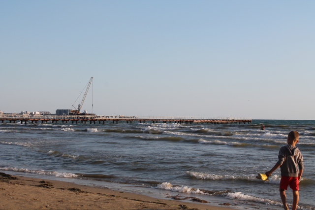Море