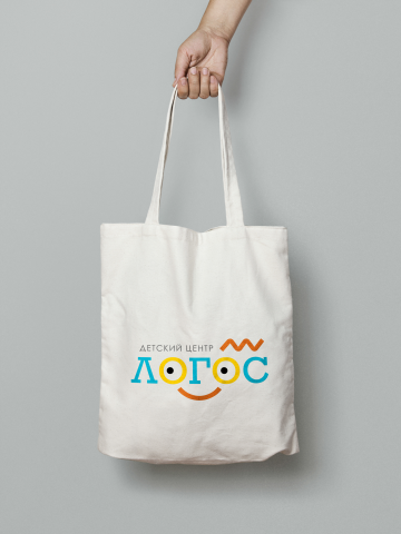 Фирменная сумка