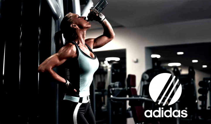 Ребрендинг логотипа adidas