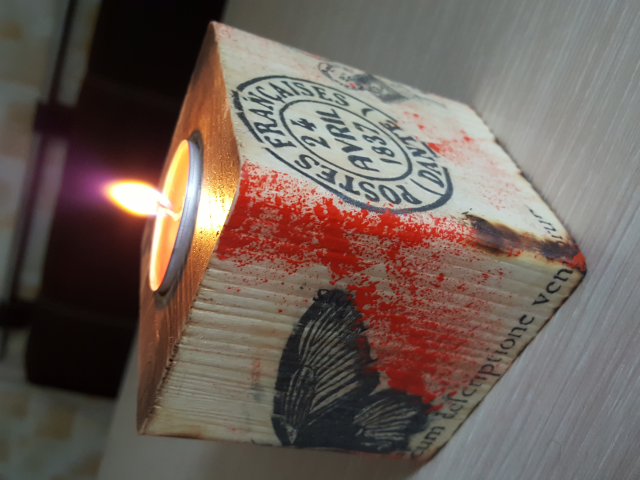 Подсвечник