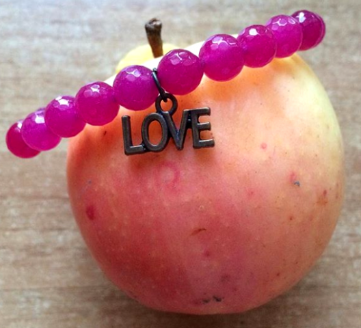 Браслет из агата "Love"