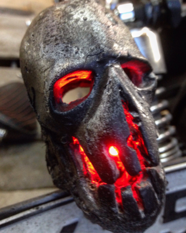 Mad Max Череп стоп сигнал на мотоцикл