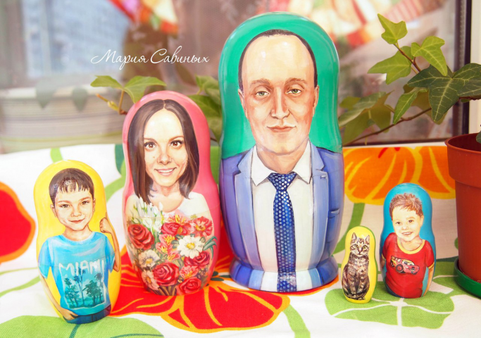 Портретная матрешка. Семья.