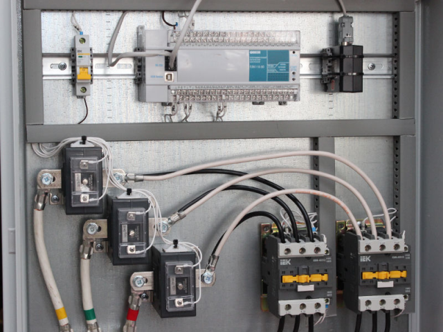 Шкаф управления наружным освещением (ШУНО)