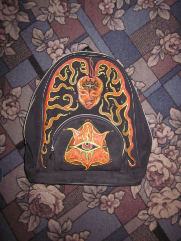 Роспись рюкзака