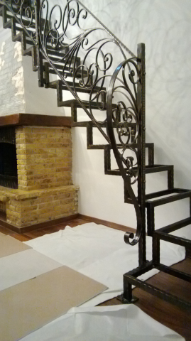 Каркас под деревянные ступени. Никакой сварки