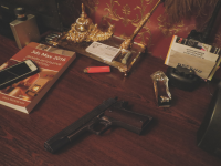 Модель пистолета "Colt M1911A1" интегрированная в фотографию