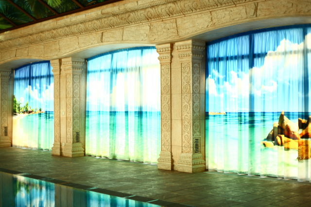 Бассейн Тропики