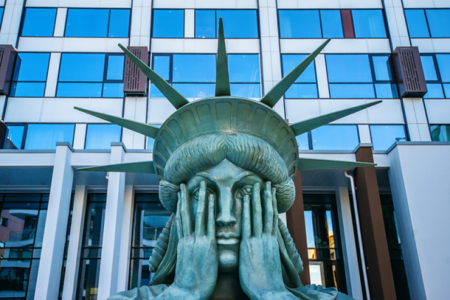 Серия брошюр для элитной недвижимости