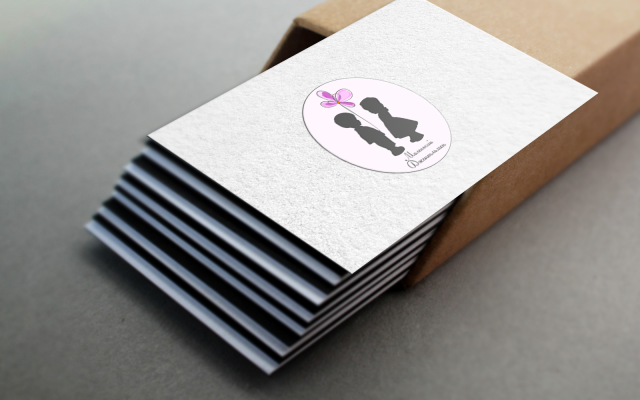 Логотип маагазина детской одежды