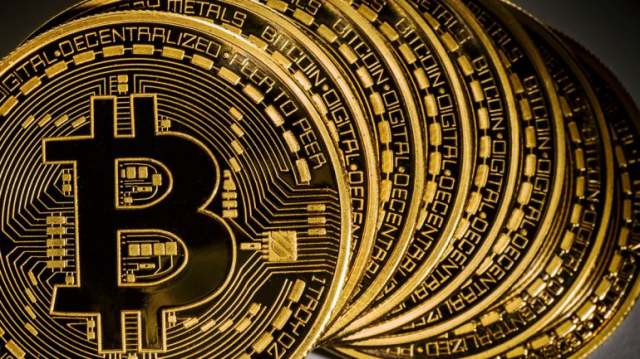 Как новичку начать зарабатывать на криптовалюте