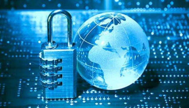 Хранение корпоративной почты за пределами СНГ - zoho.com