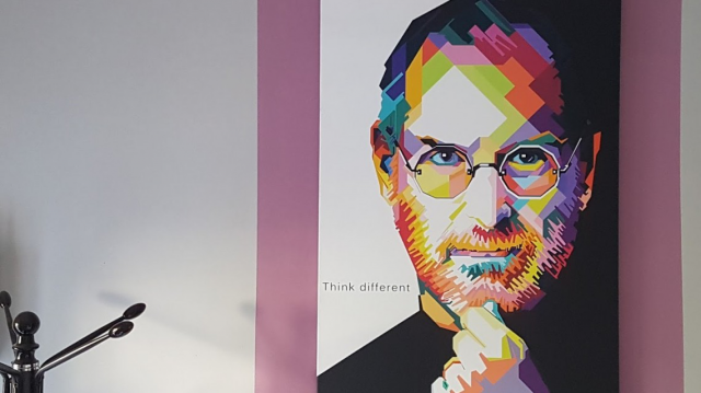 Дизайн офиса для сервисного центра Apple