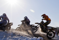 Зимний мотокросс