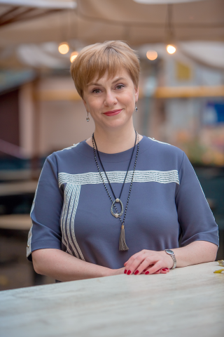 Текст в раздел "Об авторе" для сайта-визитки Анфисы Бельмас