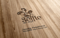 Разработка логотипа – Selfie