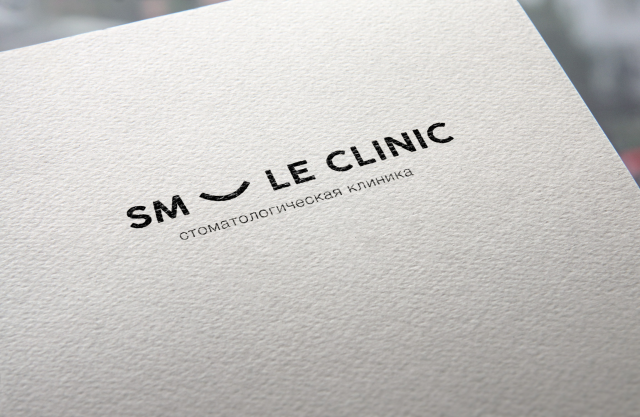 Логотип для стоматологической клиники "Smile Clinic"