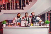 Профессиональные бармены