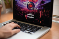 Стартовая страница социальной сети "Music Attack"