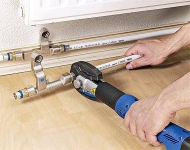 Замена металлопластиковых труб