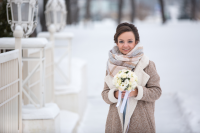 Портрет невесты на зимнем фоне. Свадьба на ВДНХ.