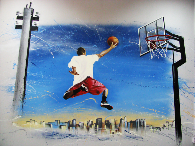 Рисунок в магазине спортивной одежды