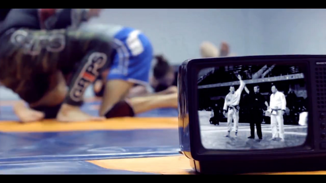 реклама спортивного клуба "TEAM STRELA"