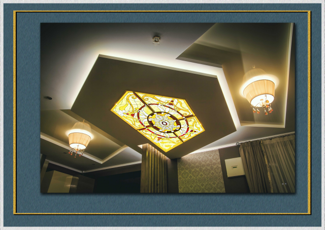 Витраж в стиле TIFFANY