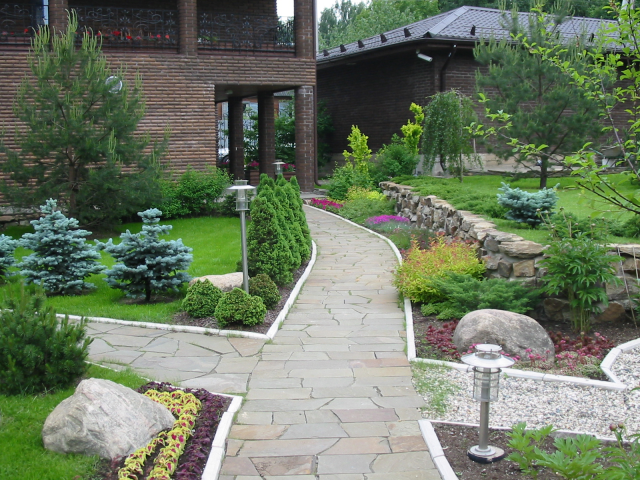 Звягино. МО. Участок с небольшим уклоном