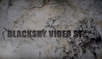 Логотип BLACKSKY VIDEO STUDIO из трещин на стене