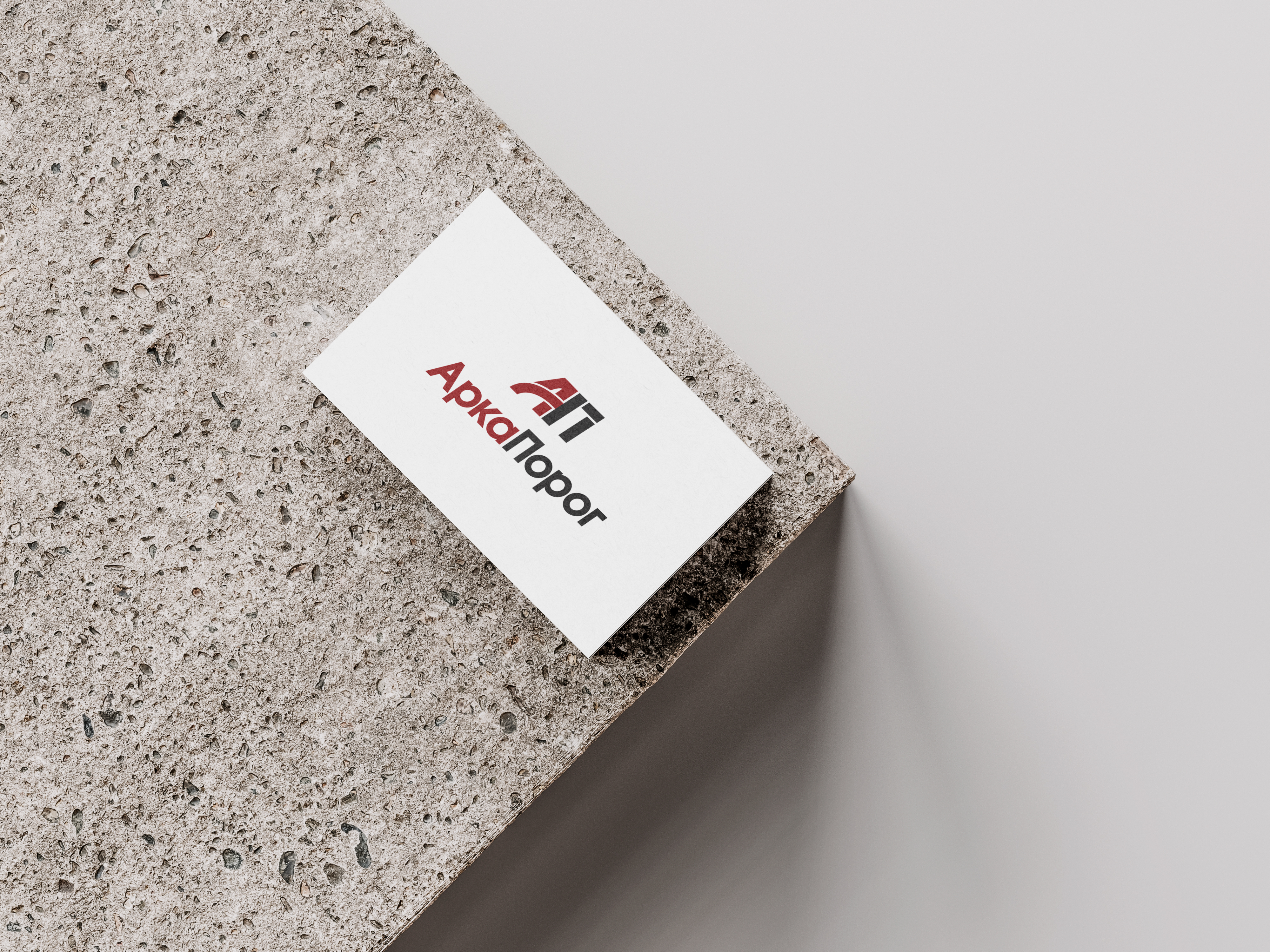 Free_Square_Business_Card_Mockup_14.jpg