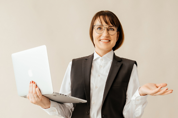 Валентина Лубсанова - магазин электротоваров "Ампер"