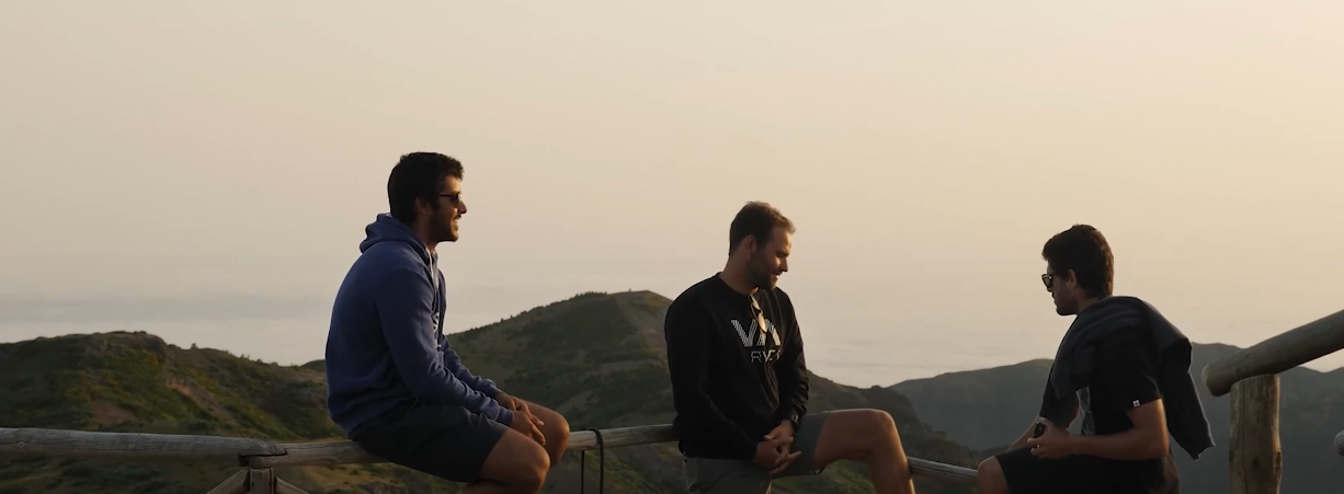 Opera Снимок_2025-10-11_095830_www.youtube.com.png