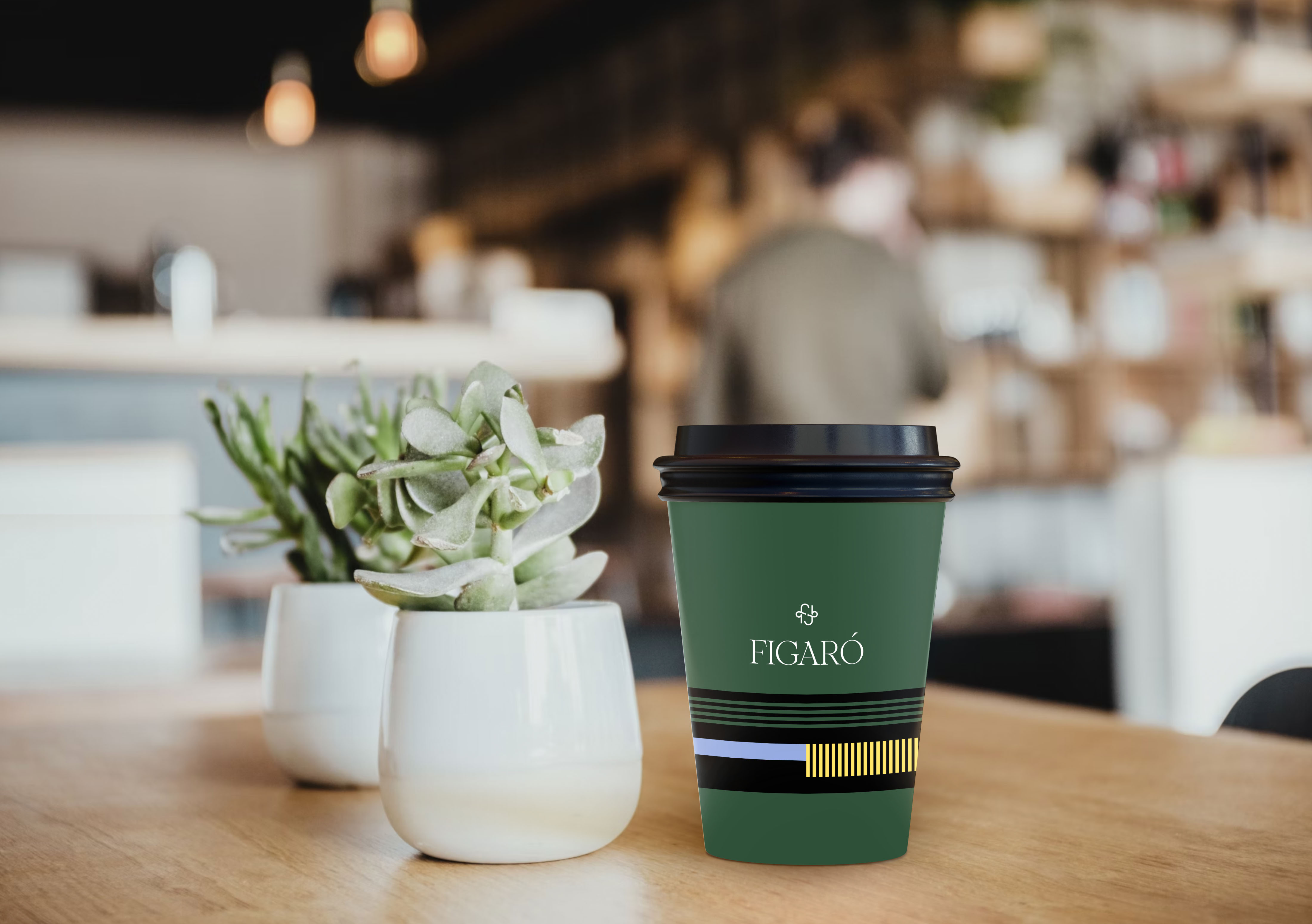 Free Coffee Cup with Lid Mockup-восстановлено.jpg