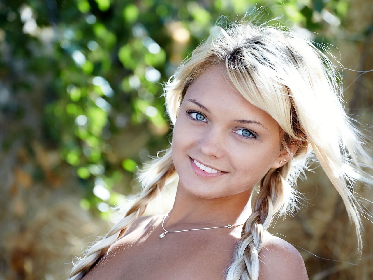 фото девушки для ретро.jpg