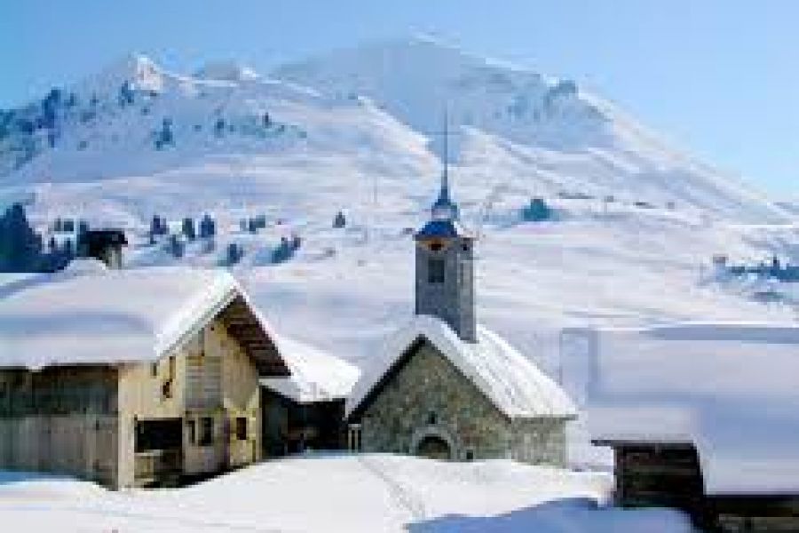 Продаю:  Лыжи: 3 веские причины провести отпуск в Ле-Гран-Борнан-Шинайон