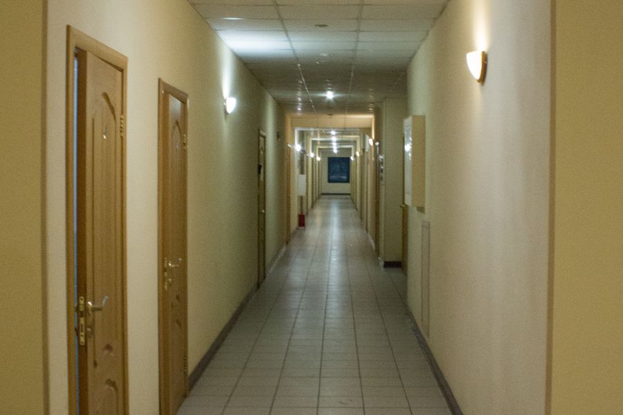 Продаю: Офисный коридор в отреставрированном здании советской эпохи -   товар id:8917