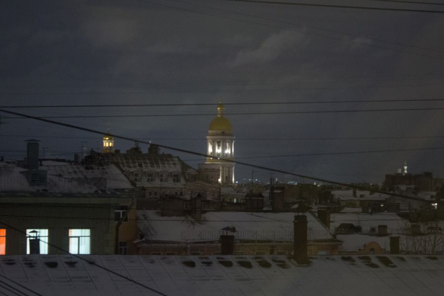 Продаю: Ночной город, крыши в снегу, освещенная церковь, Владимирский собор, Петербург -   товар id:8923