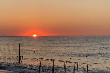 Рассвет на море 