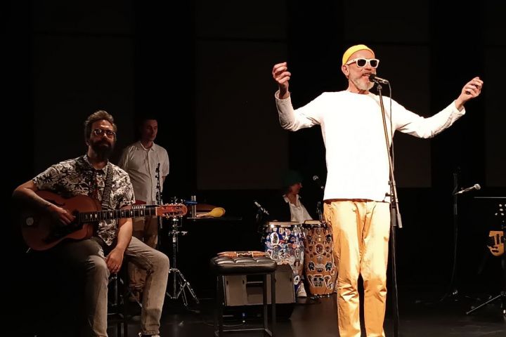 Преподаватель гитары с большим стажем, семиструнка, электро,  аккустика - 2119608