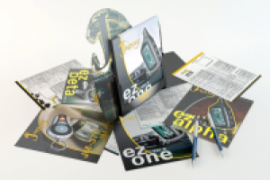 Дизайн диспенсера и листовок для линейки автомобильных сигнализа