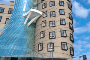 Танцующий дом в Праге