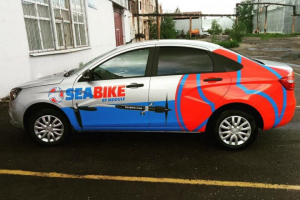 Наклейка на авто