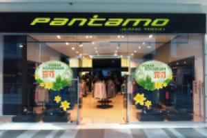 Сезонное оформление витрины