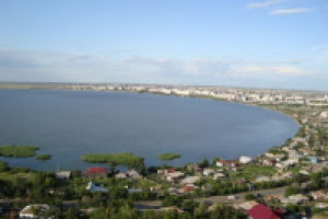 Проект очистки озера площадью 14 кв. км в Казахстане