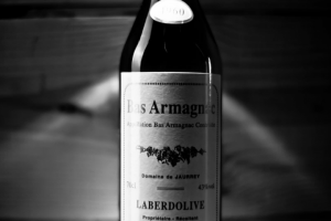 Предметная фотосъёмка виски для журнала