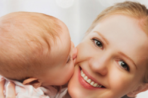 Плакат ко Дню Матери