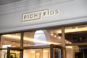 Разработка логотипа для бренда одежды Richy Kids