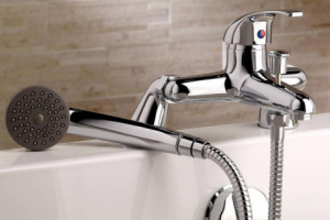 Пять моделей смесителей для ванной