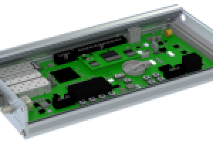 Корпус платы из алюминиевых профилей.